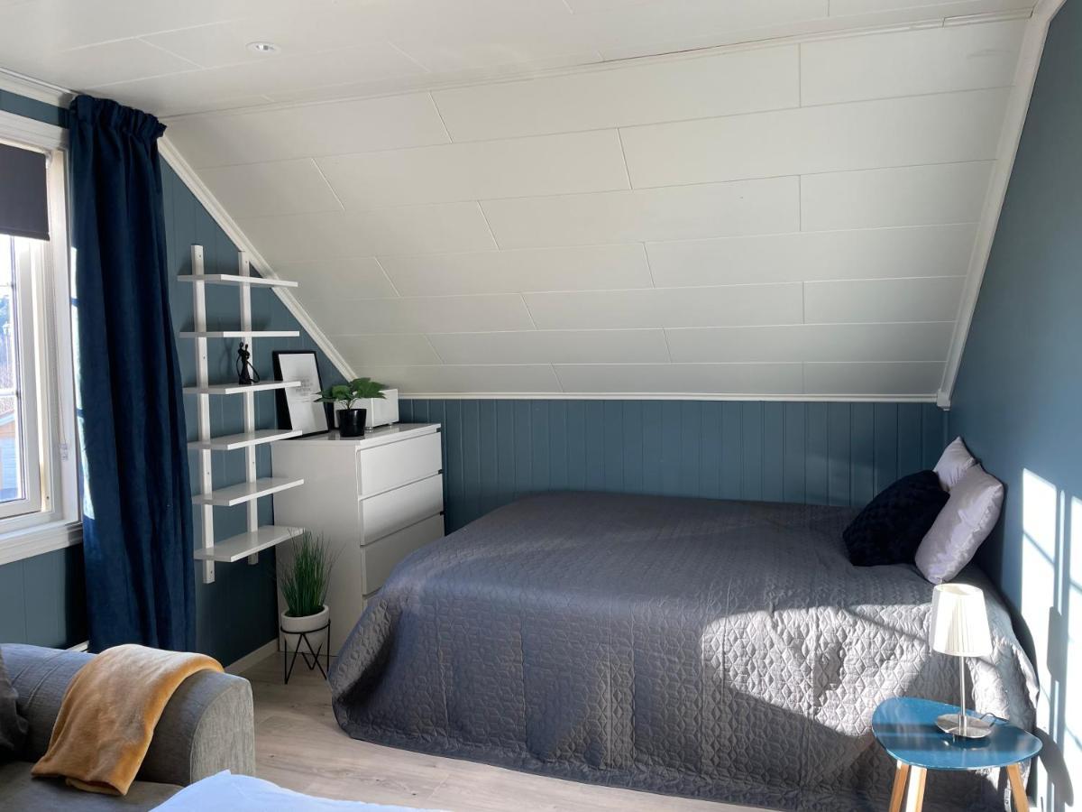 Modern, Small Appartment Ларвик Екстериор снимка